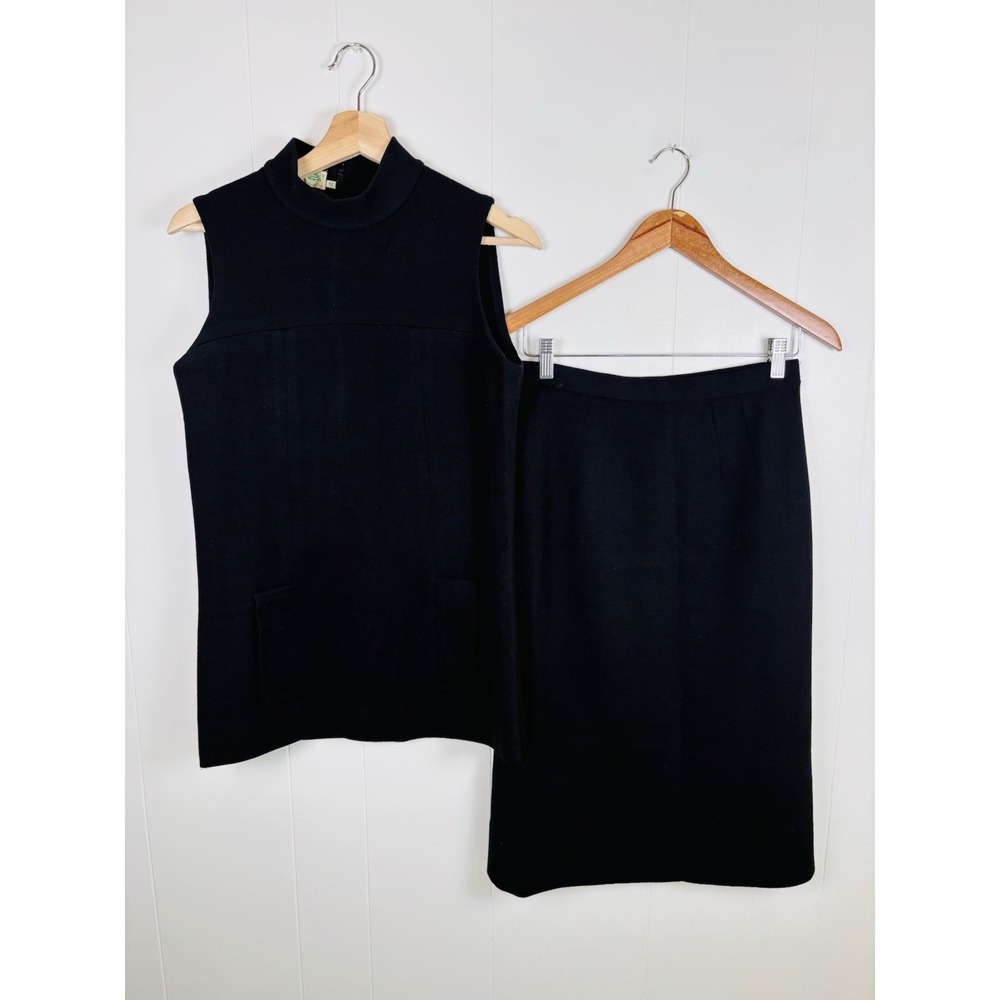 Vintage 1950s Knit 2 PC Set Black Wool Tunic Sweater Top Straight‎ Skirt Small